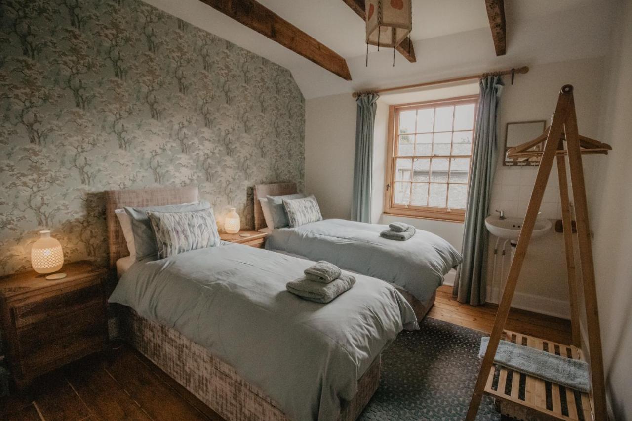 반스테이플 Holwell Holistic Retreat B&B 외부 사진