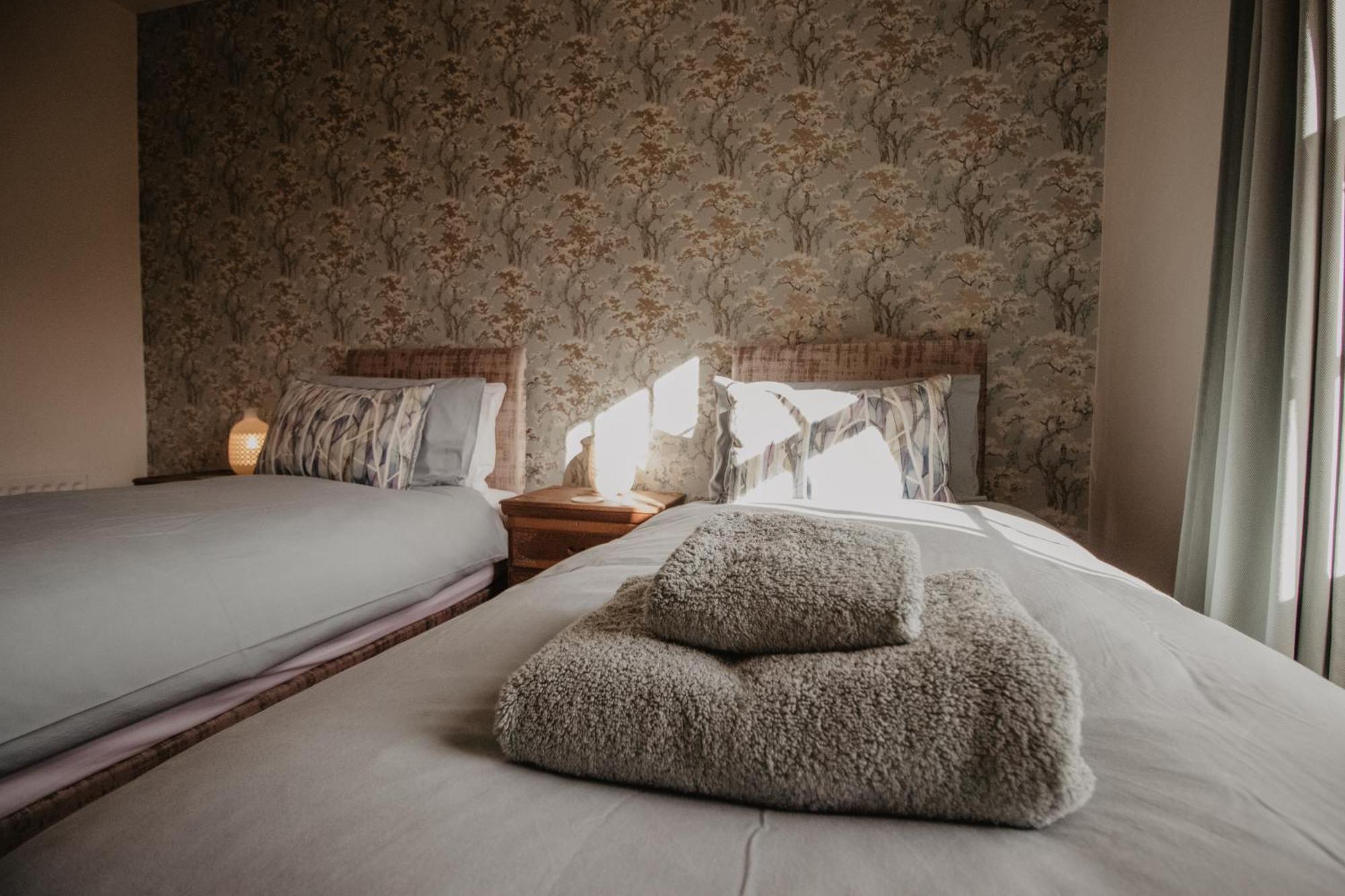 반스테이플 Holwell Holistic Retreat B&B 객실 사진