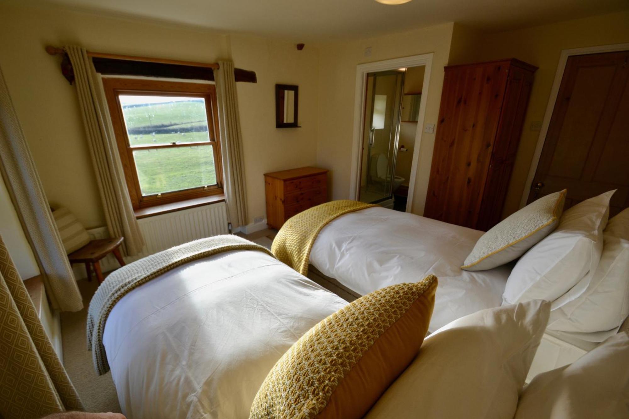 반스테이플 Holwell Holistic Retreat B&B 객실 사진