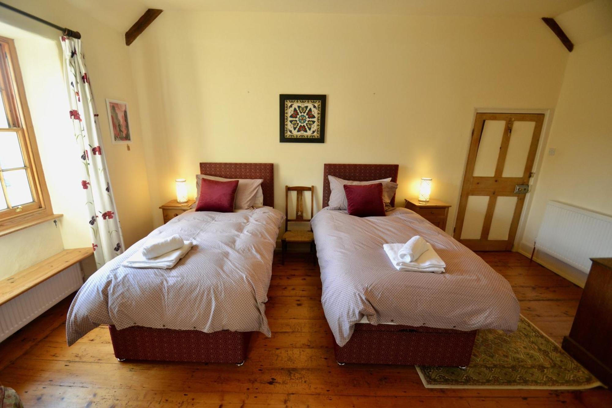 반스테이플 Holwell Holistic Retreat B&B 객실 사진