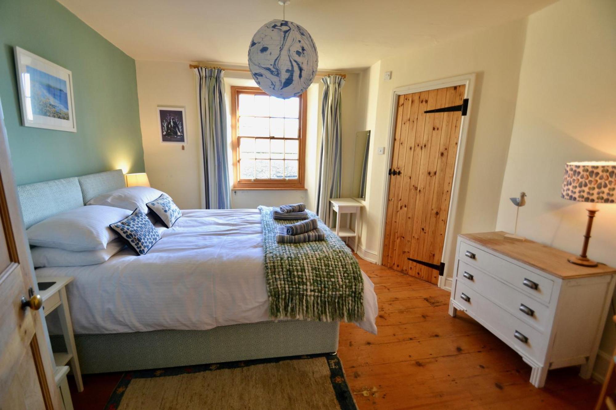 반스테이플 Holwell Holistic Retreat B&B 객실 사진
