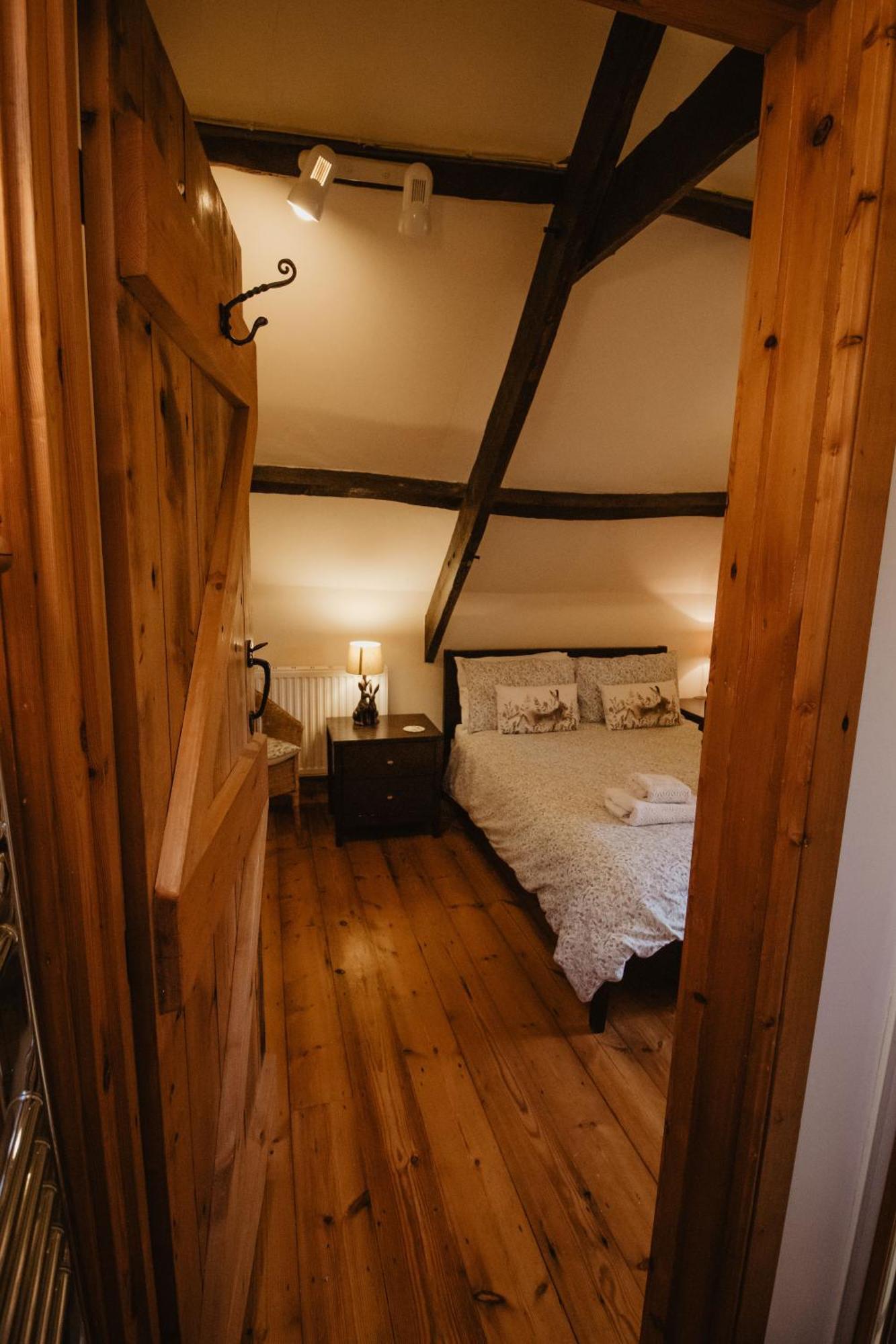 반스테이플 Holwell Holistic Retreat B&B 외부 사진